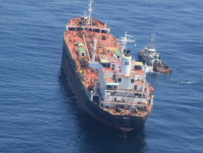 World Carrier - AHT Busy Bee arrives in Nigeria